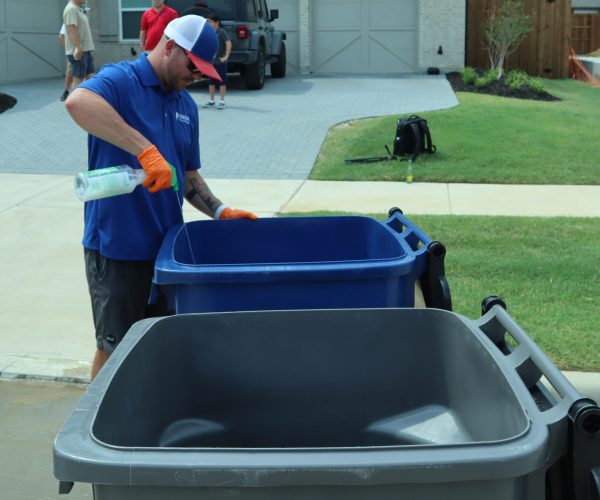 LONESTAR Bin Cleaners